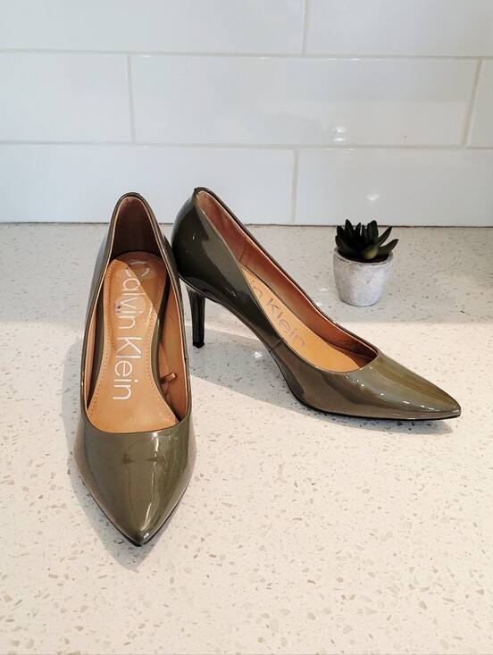 Calvin Klein Shoes - Calvin Klein Olive Green Patent Pumps | Size 8.5 | 3.5" Heel